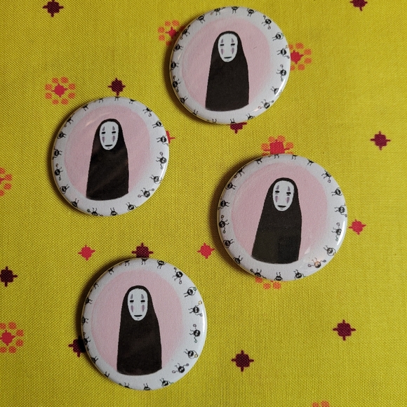 No face soot sprite 1.5" pin badge - Picture 3 of 7